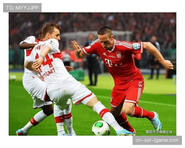 天气因素：慕尼黑雨战在即，拜仁与斯图加特均进行防水用球训练