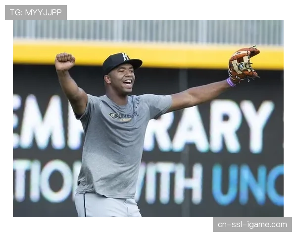 通讯：一位小联盟裁判在职业生涯第30年首次执法大联盟比赛